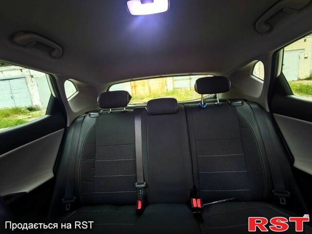 Киа Сид, объемом двигателя 1.6 л и пробегом 148 тыс. км за 12500 $, фото 7 на Automoto.ua