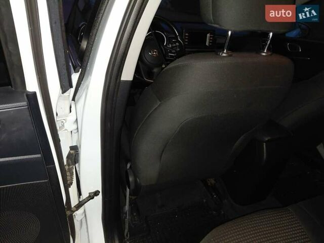 Киа Сид, объемом двигателя 1.6 л и пробегом 89 тыс. км за 13499 $, фото 12 на Automoto.ua