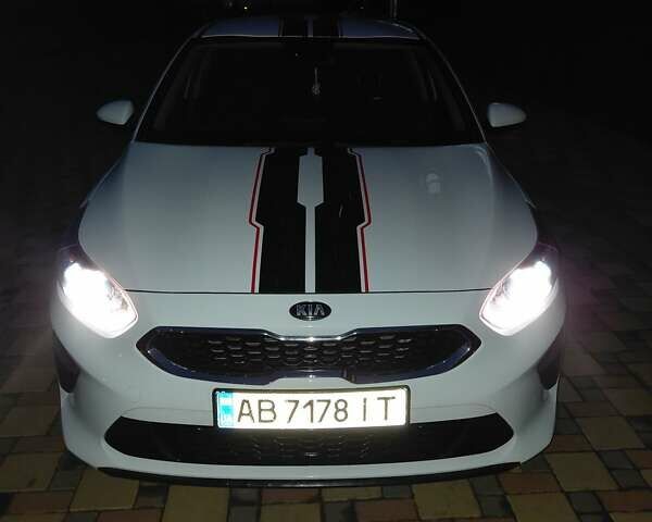 Киа Сид, объемом двигателя 1.6 л и пробегом 89 тыс. км за 13499 $, фото 2 на Automoto.ua