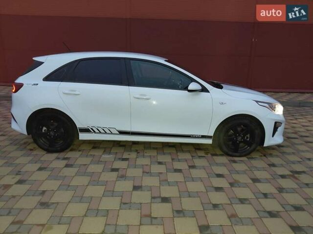 Киа Сид, объемом двигателя 1.6 л и пробегом 89 тыс. км за 13499 $, фото 3 на Automoto.ua