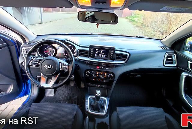 Кіа Сід, об'ємом двигуна 1.4 л та пробігом 161 тис. км за 14000 $, фото 4 на Automoto.ua