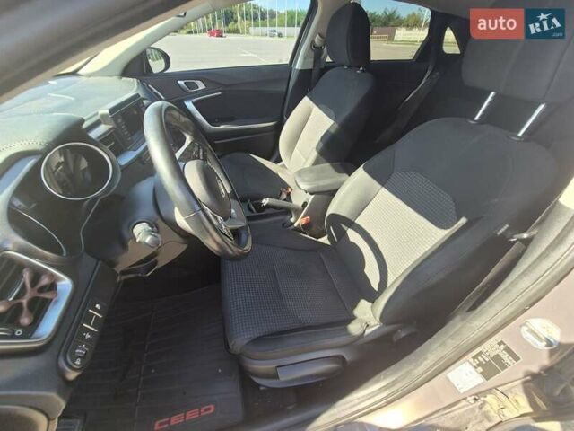 Кіа Сід, об'ємом двигуна 1.37 л та пробігом 75 тис. км за 11000 $, фото 1 на Automoto.ua