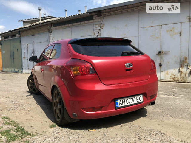 Киа Сид, объемом двигателя 2 л и пробегом 258 тыс. км за 4900 $, фото 1 на Automoto.ua