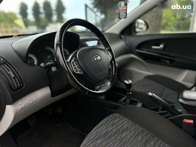 Киа Сид, объемом двигателя 1.4 л и пробегом 165 тыс. км за 5900 $, фото 25 на Automoto.ua