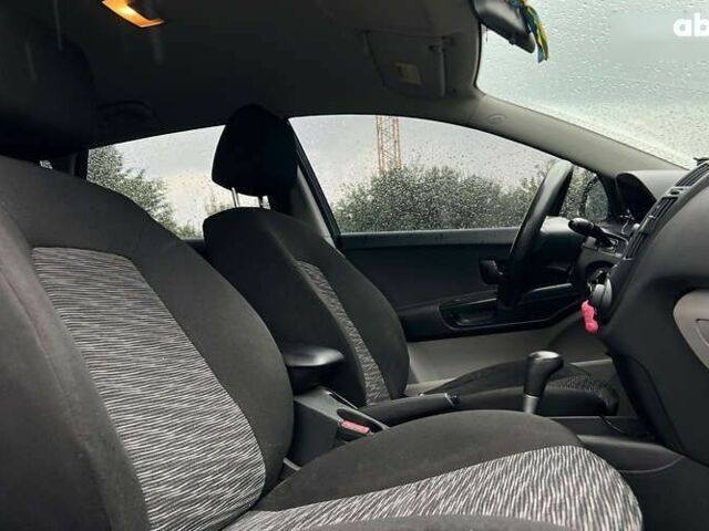 Кіа Сід, об'ємом двигуна 1.6 л та пробігом 167 тис. км за 6600 $, фото 16 на Automoto.ua