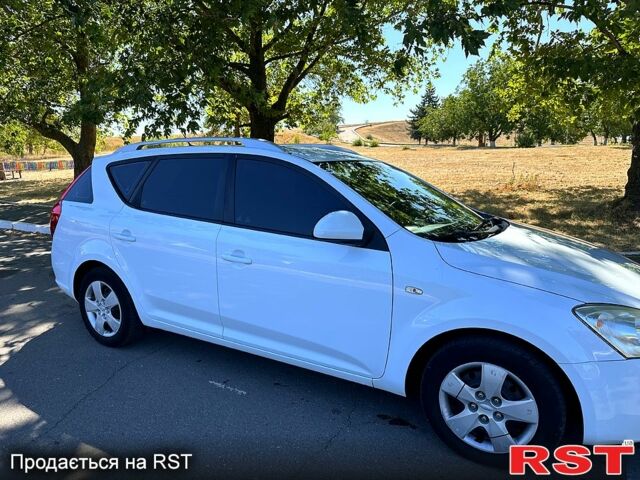 Кіа Сід, об'ємом двигуна 1.4 л та пробігом 257 тис. км за 5400 $, фото 1 на Automoto.ua