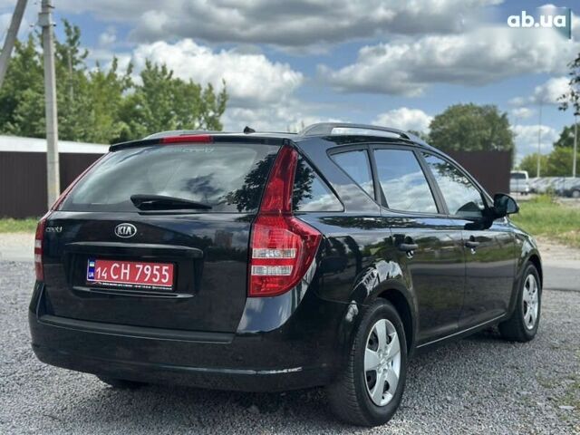 Киа Сид, объемом двигателя 1.4 л и пробегом 235 тыс. км за 5900 $, фото 12 на Automoto.ua