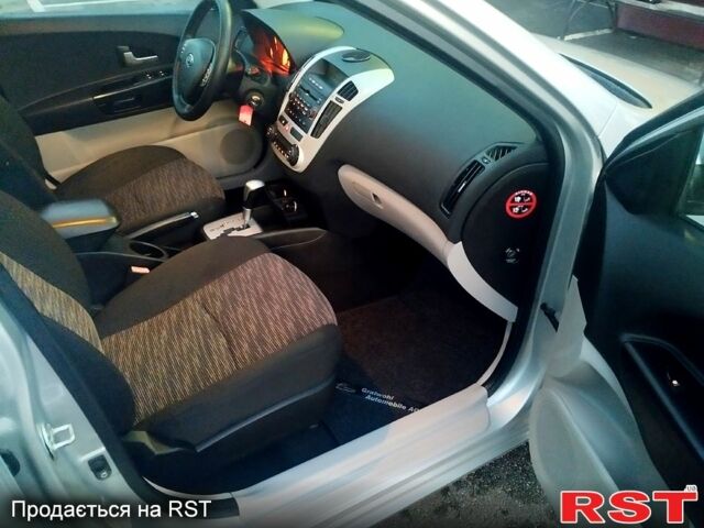 Киа Сид, объемом двигателя 1.6 л и пробегом 197 тыс. км за 7150 $, фото 7 на Automoto.ua