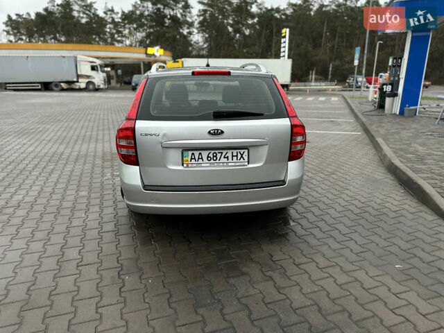 Киа Сид, объемом двигателя 1.6 л и пробегом 262 тыс. км за 5400 $, фото 3 на Automoto.ua