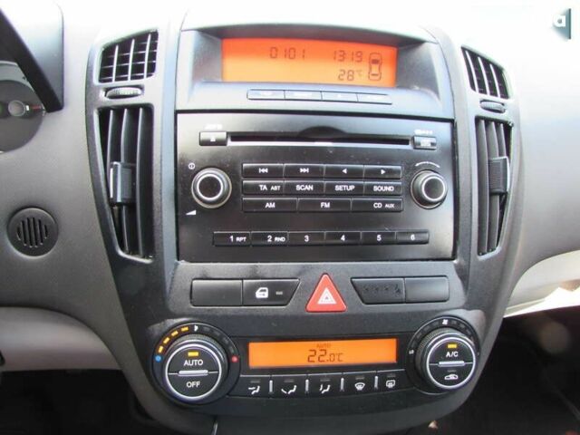 Киа Сид, объемом двигателя 1.6 л и пробегом 147 тыс. км за 5998 $, фото 25 на Automoto.ua