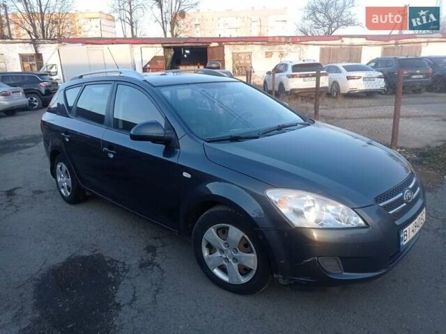 Киа Сид, объемом двигателя 1.6 л и пробегом 198 тыс. км за 6300 $, фото 2 на Automoto.ua