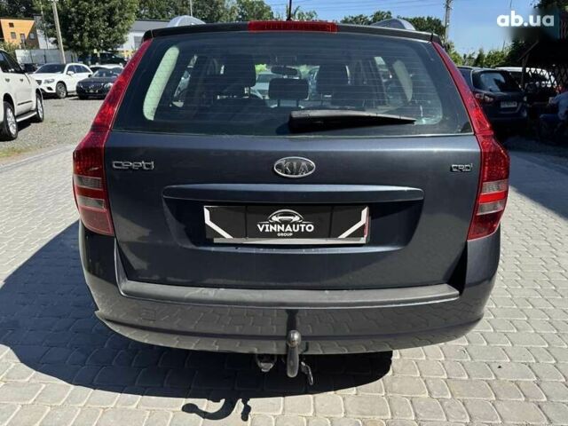 Киа Сид, объемом двигателя 1.6 л и пробегом 240 тыс. км за 5999 $, фото 13 на Automoto.ua