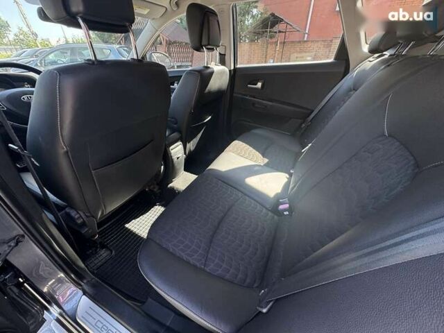 Киа Сид, объемом двигателя 1.6 л и пробегом 240 тыс. км за 5999 $, фото 2 на Automoto.ua