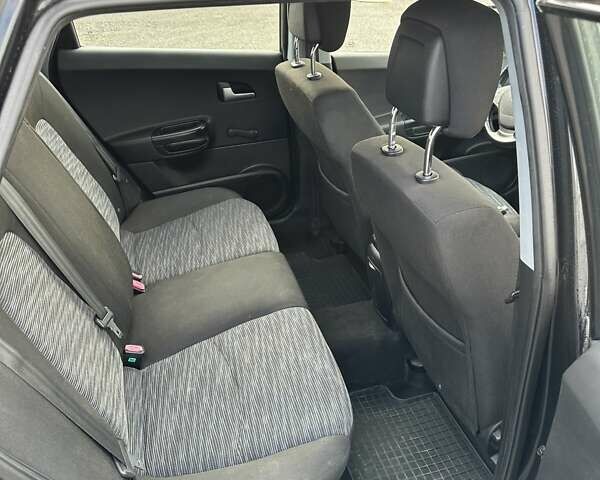 Кіа Сід, об'ємом двигуна 0 л та пробігом 201 тис. км за 5300 $, фото 5 на Automoto.ua