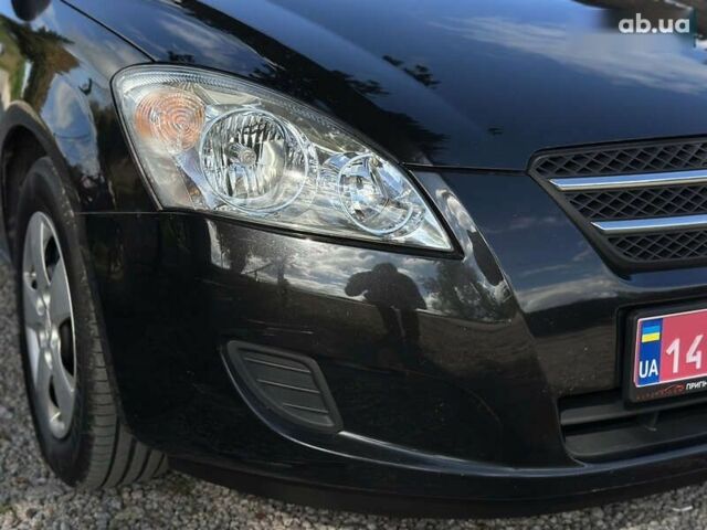 Кіа Сід, об'ємом двигуна 1.4 л та пробігом 226 тис. км за 5900 $, фото 4 на Automoto.ua