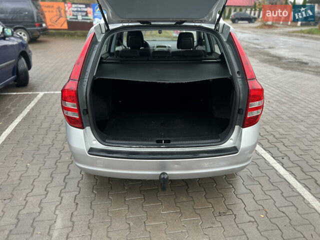 Кіа Сід, об'ємом двигуна 1.6 л та пробігом 263 тис. км за 5300 $, фото 8 на Automoto.ua