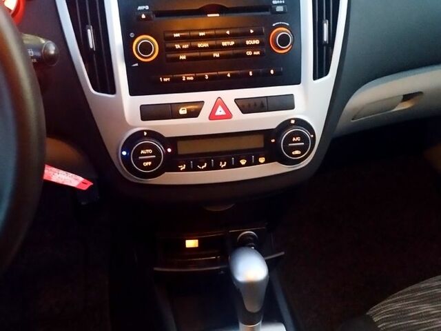 Киа Сид, объемом двигателя 1.6 л и пробегом 197 тыс. км за 7150 $, фото 5 на Automoto.ua