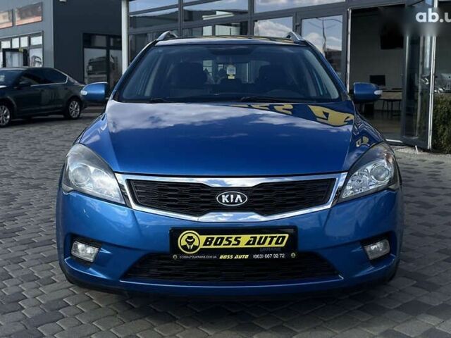 Киа Сид, объемом двигателя 1.6 л и пробегом 325 тыс. км за 5600 $, фото 1 на Automoto.ua
