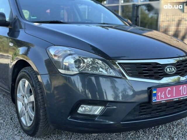 Кіа Сід, об'ємом двигуна 1.4 л та пробігом 236 тис. км за 6000 $, фото 10 на Automoto.ua