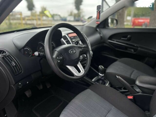 Киа Сид, объемом двигателя 1.4 л и пробегом 224 тыс. км за 6200 $, фото 24 на Automoto.ua