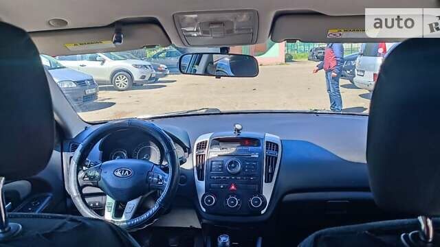 Кіа Сід, об'ємом двигуна 1.59 л та пробігом 278 тис. км за 5700 $, фото 14 на Automoto.ua