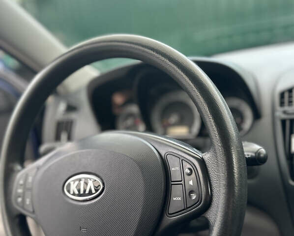 Кіа Сід, об'ємом двигуна 1.4 л та пробігом 199 тис. км за 5888 $, фото 6 на Automoto.ua