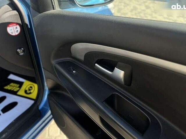 Кіа Сід, об'ємом двигуна 1.6 л та пробігом 325 тис. км за 5600 $, фото 9 на Automoto.ua