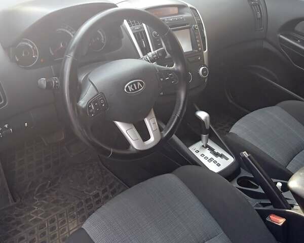 Киа Сид, объемом двигателя 1.6 л и пробегом 273 тыс. км за 7900 $, фото 7 на Automoto.ua