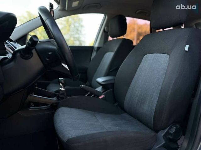 Кіа Сід, об'ємом двигуна 1.4 л та пробігом 236 тис. км за 6000 $, фото 25 на Automoto.ua