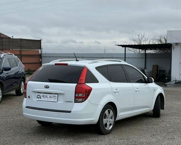 Киа Сид, объемом двигателя 1.4 л и пробегом 187 тыс. км за 6400 $, фото 1 на Automoto.ua