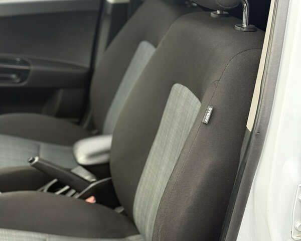 Киа Сид, объемом двигателя 1.4 л и пробегом 187 тыс. км за 6400 $, фото 8 на Automoto.ua