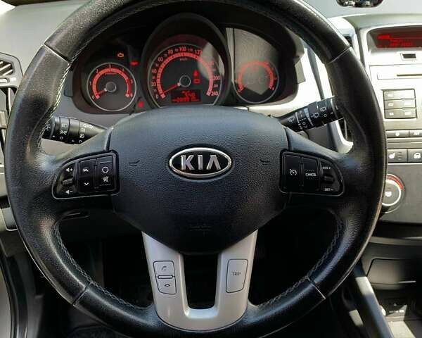 Киа Сид, объемом двигателя 1.58 л и пробегом 290 тыс. км за 6000 $, фото 11 на Automoto.ua
