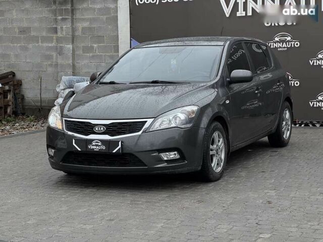 Киа Сид, объемом двигателя 1.6 л и пробегом 268 тыс. км за 6450 $, фото 4 на Automoto.ua