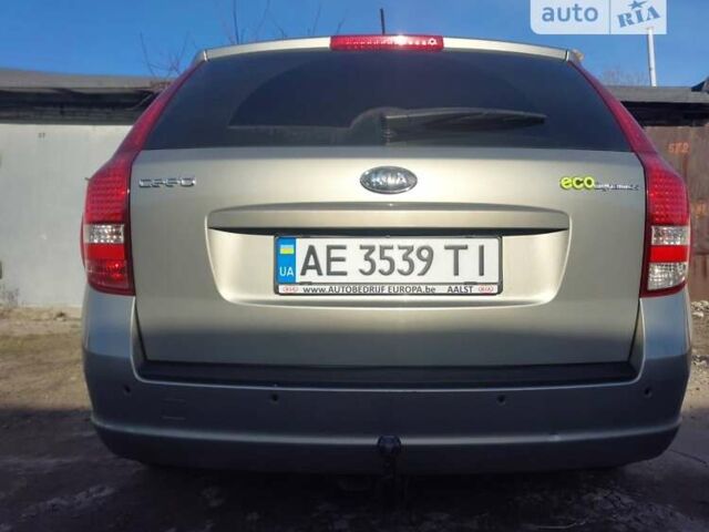 Киа Сид, объемом двигателя 1.58 л и пробегом 248 тыс. км за 7999 $, фото 2 на Automoto.ua