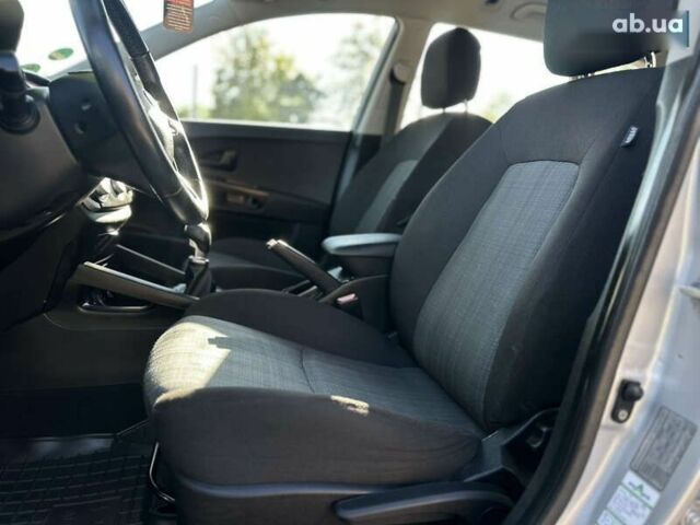 Кіа Сід, об'ємом двигуна 1.6 л та пробігом 237 тис. км за 6800 $, фото 27 на Automoto.ua