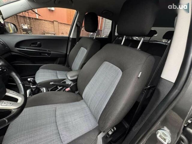 Киа Сид, объемом двигателя 1.6 л и пробегом 268 тыс. км за 6450 $, фото 19 на Automoto.ua
