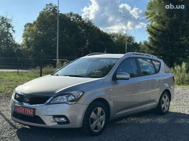 Кіа Сід, об'ємом двигуна 1.6 л та пробігом 237 тис. км за 6800 $, фото 9 на Automoto.ua