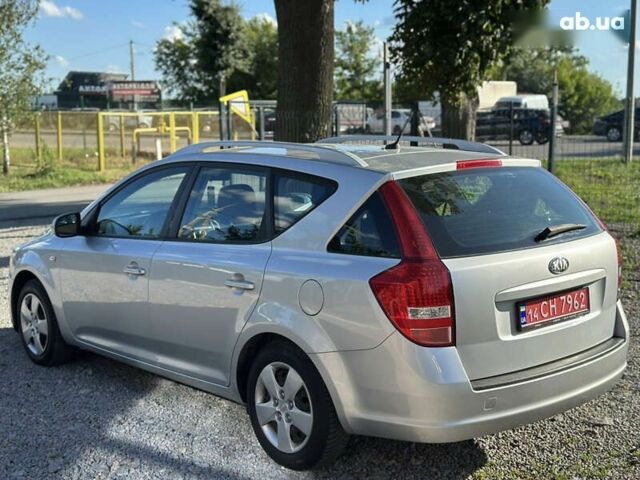 Кіа Сід, об'ємом двигуна 1.6 л та пробігом 237 тис. км за 6800 $, фото 20 на Automoto.ua