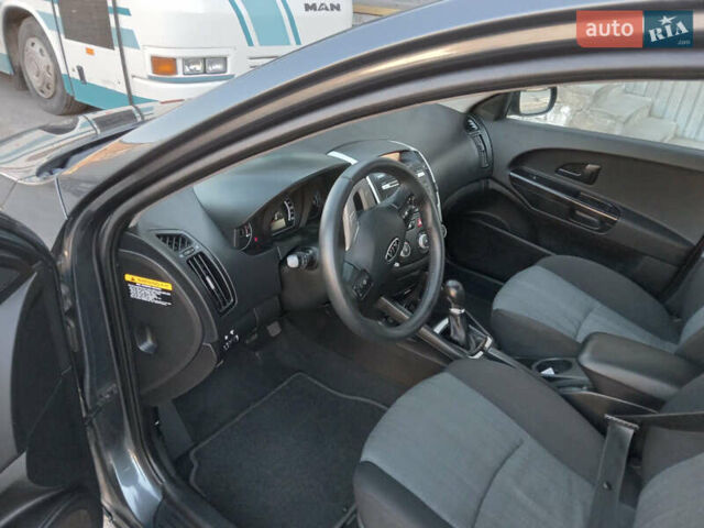 Кіа Сід, об'ємом двигуна 1.4 л та пробігом 228 тис. км за 7750 $, фото 6 на Automoto.ua