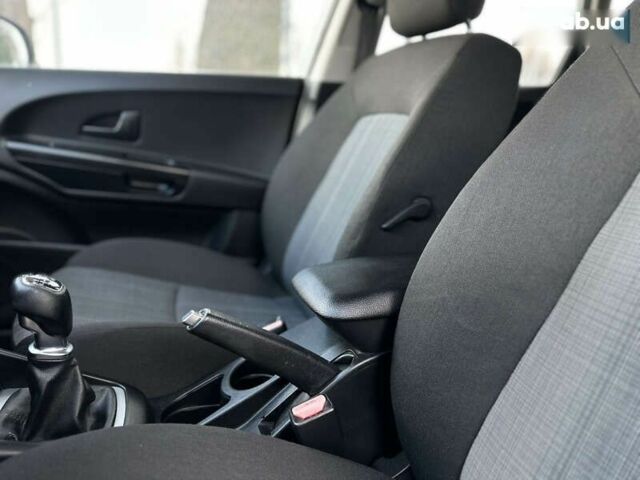 Киа Сид, объемом двигателя 1.6 л и пробегом 237 тыс. км за 6800 $, фото 29 на Automoto.ua