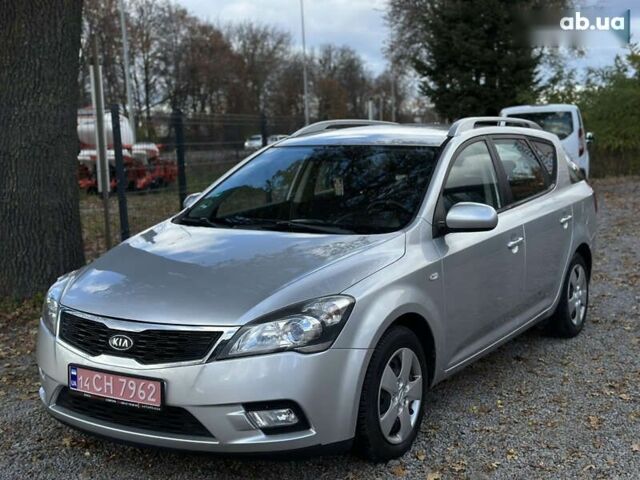 Киа Сид, объемом двигателя 1.6 л и пробегом 237 тыс. км за 6800 $, фото 7 на Automoto.ua