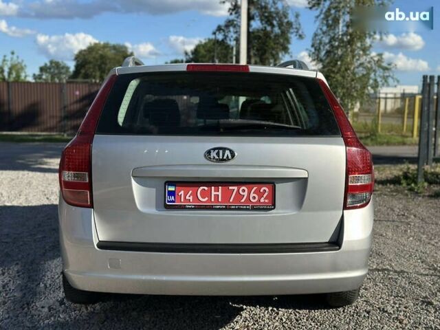 Кіа Сід, об'ємом двигуна 1.6 л та пробігом 237 тис. км за 6800 $, фото 16 на Automoto.ua