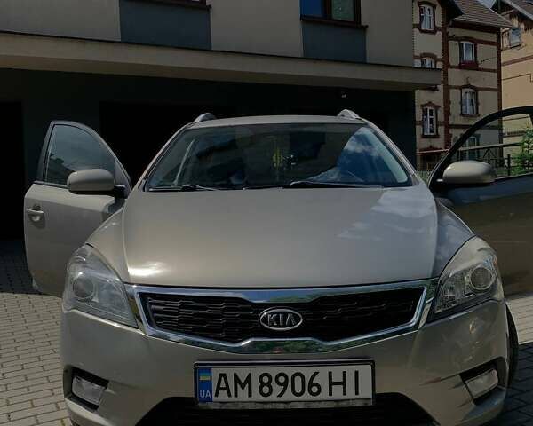 Киа Сид, объемом двигателя 1.58 л и пробегом 290 тыс. км за 6000 $, фото 16 на Automoto.ua