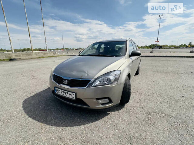 Киа Сид, объемом двигателя 1.4 л и пробегом 270 тыс. км за 4700 $, фото 4 на Automoto.ua