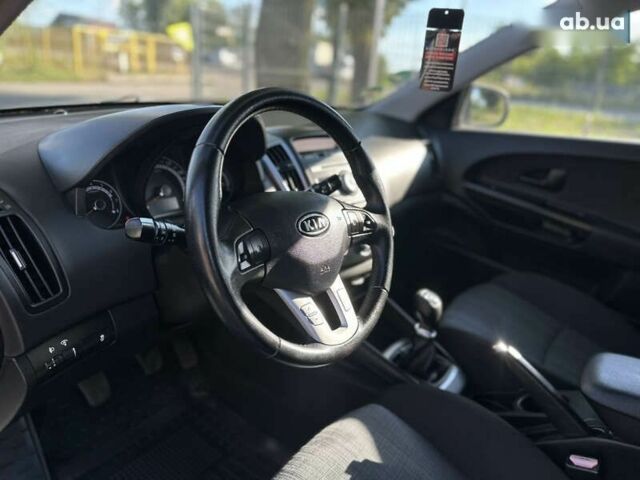 Кіа Сід, об'ємом двигуна 1.6 л та пробігом 237 тис. км за 6800 $, фото 25 на Automoto.ua