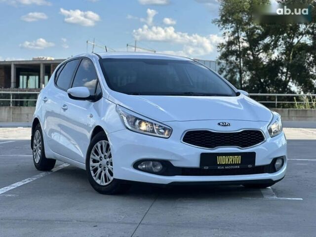 Кіа Сід, об'ємом двигуна 0 л та пробігом 138 тис. км за 10400 $, фото 6 на Automoto.ua