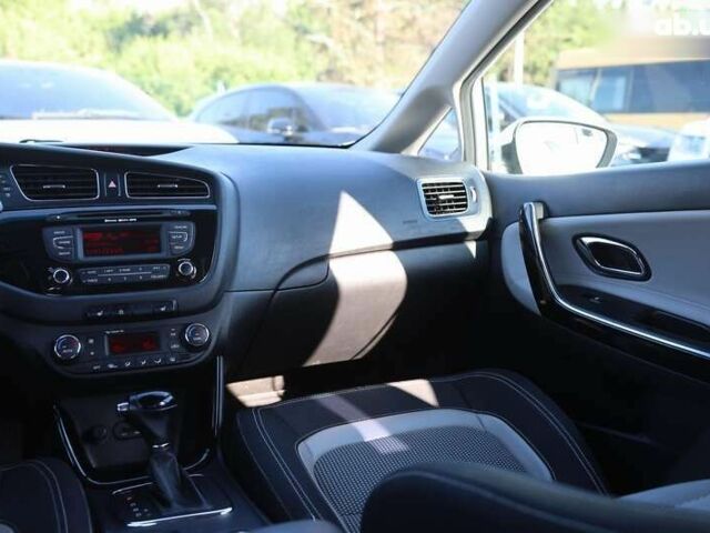 Киа Сид, объемом двигателя 1.6 л и пробегом 116 тыс. км за 10600 $, фото 12 на Automoto.ua