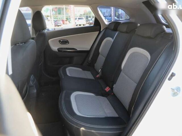 Киа Сид, объемом двигателя 1.6 л и пробегом 116 тыс. км за 10600 $, фото 7 на Automoto.ua