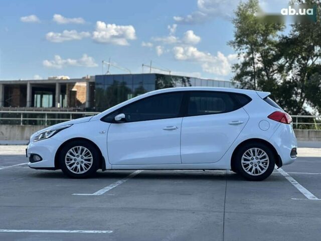 Кіа Сід, об'ємом двигуна 0 л та пробігом 138 тис. км за 10400 $, фото 9 на Automoto.ua