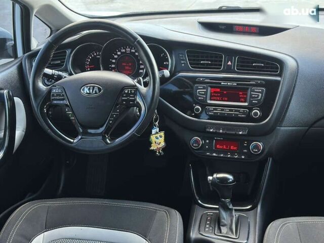 Кіа Сід, об'ємом двигуна 0 л та пробігом 138 тис. км за 10400 $, фото 25 на Automoto.ua